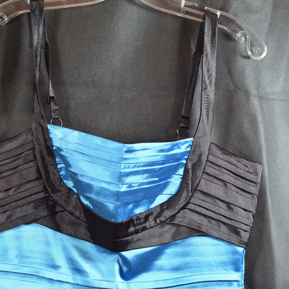 Satiny Black/Turquoise Body Con Dress SZ M SUZY - Picture 8 of 12